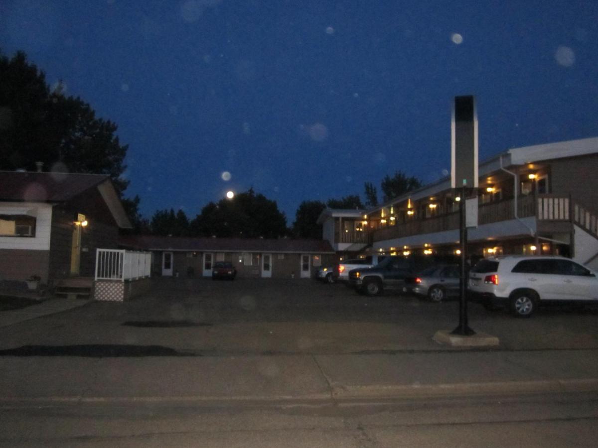Viking Lamplighter Motel Экстерьер фото